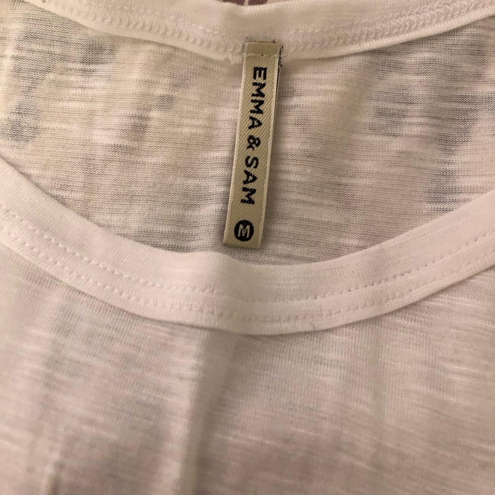White Tank - Picture 2 of 2